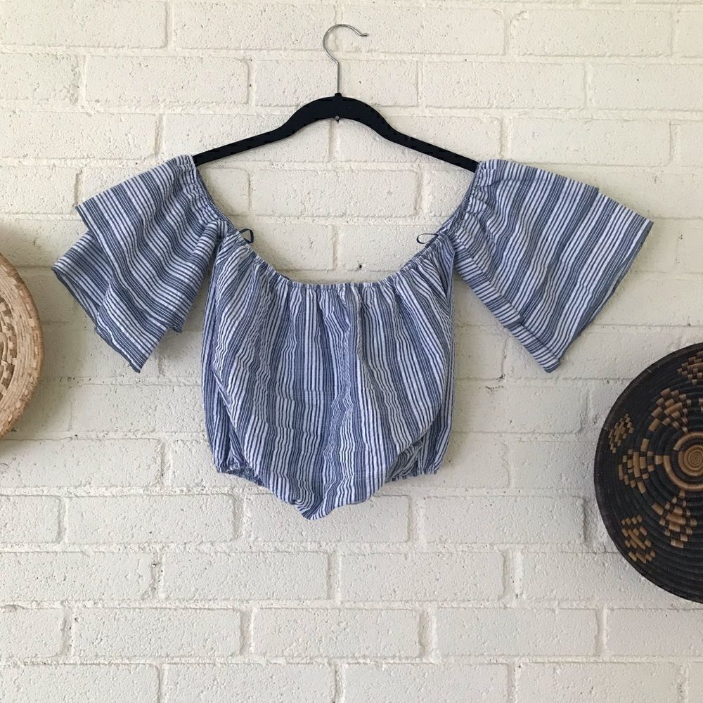 Lavender Fields Boho Ruffle Sleeve Crop Top